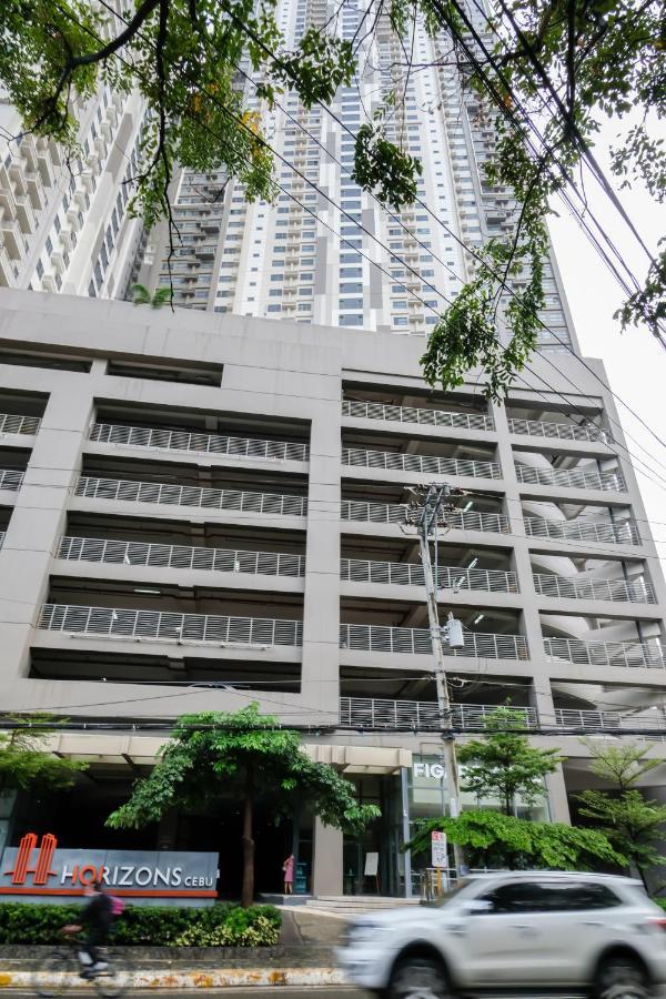 Ezeniel'S Place At Horizons 101 Condominium Cebu Exterior foto