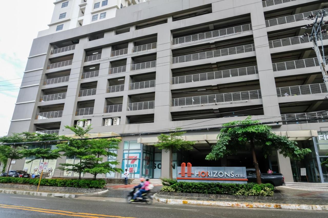 Ezeniel'S Place At Horizons 101 Condominium Cebu Exterior foto