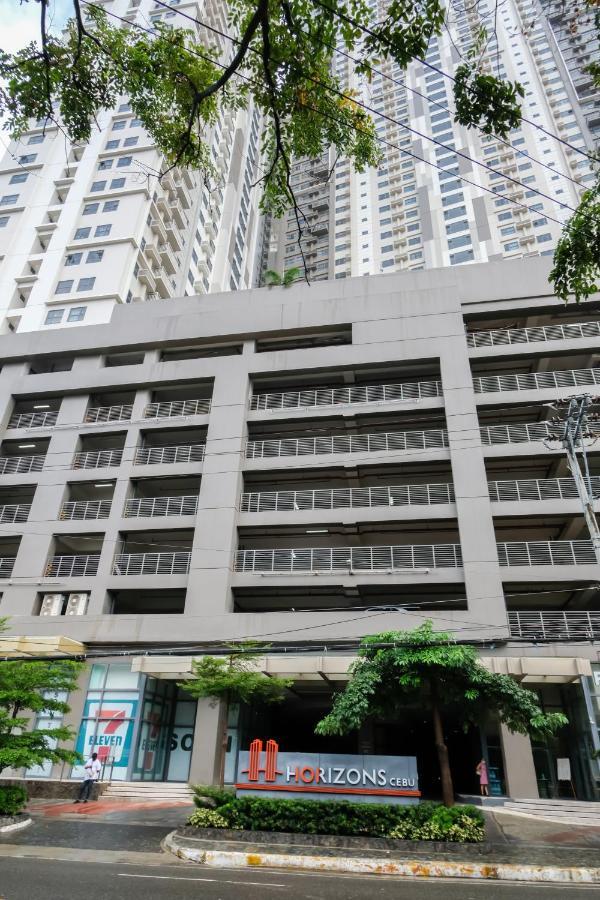 Ezeniel'S Place At Horizons 101 Condominium Cebu Exterior foto