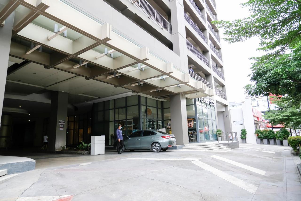 Ezeniel'S Place At Horizons 101 Condominium Cebu Exterior foto